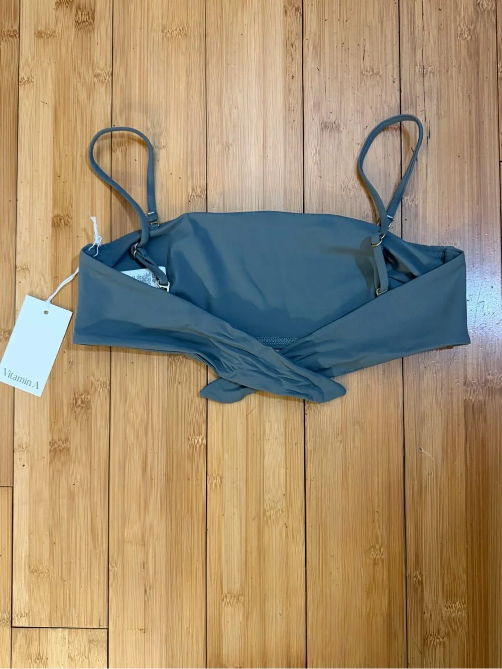 NWT Vitamin A Mila Bandeau Bikini Top Sage Size M